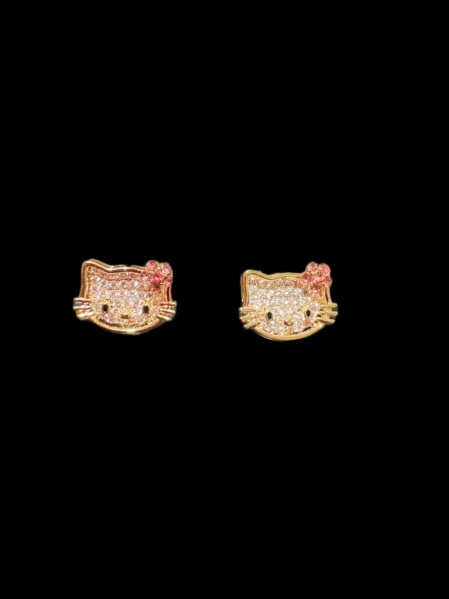 HK Diamond Studs